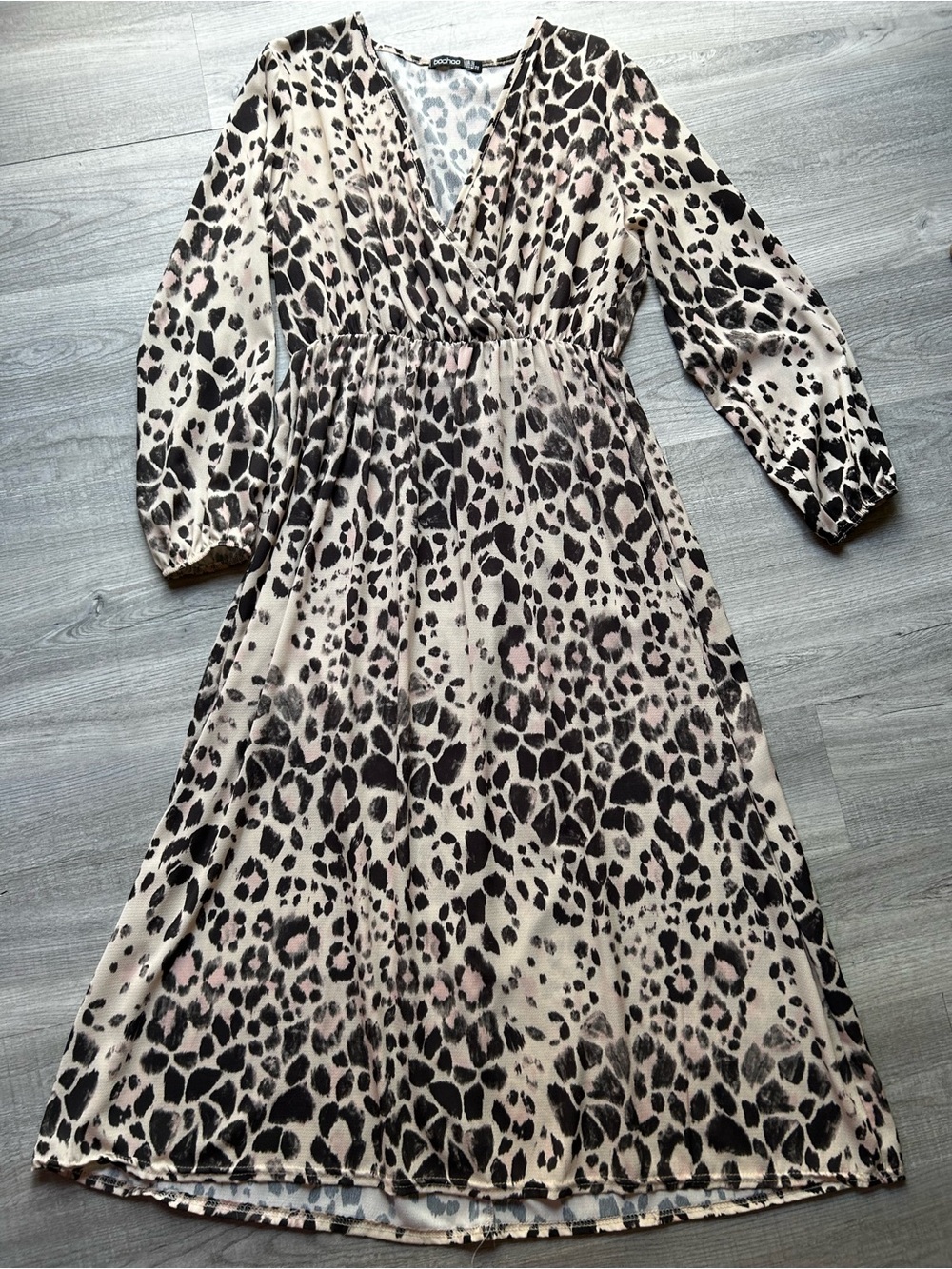 Boohoo Beige & Black Leopard Print Midi Dress